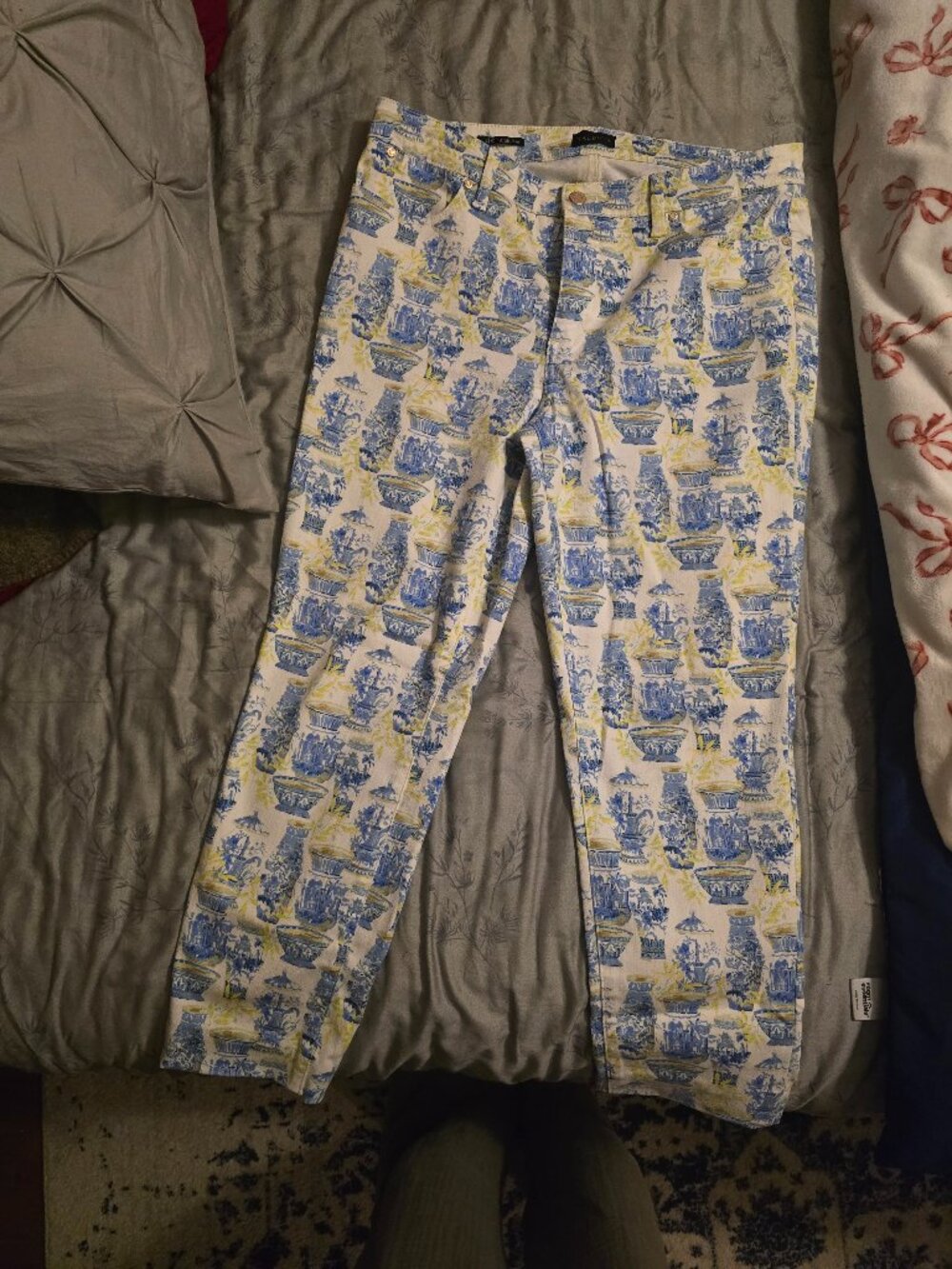 Talbots size 12 slim ankle jeans - cute pattern